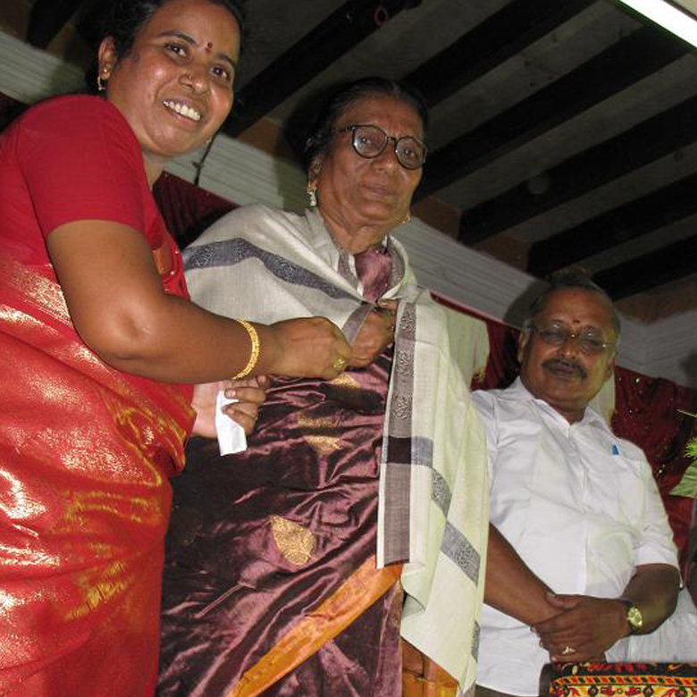 karunaclub-year2010-11-06