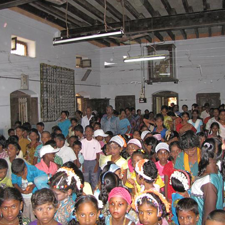 karunaclub-year2010-11-14